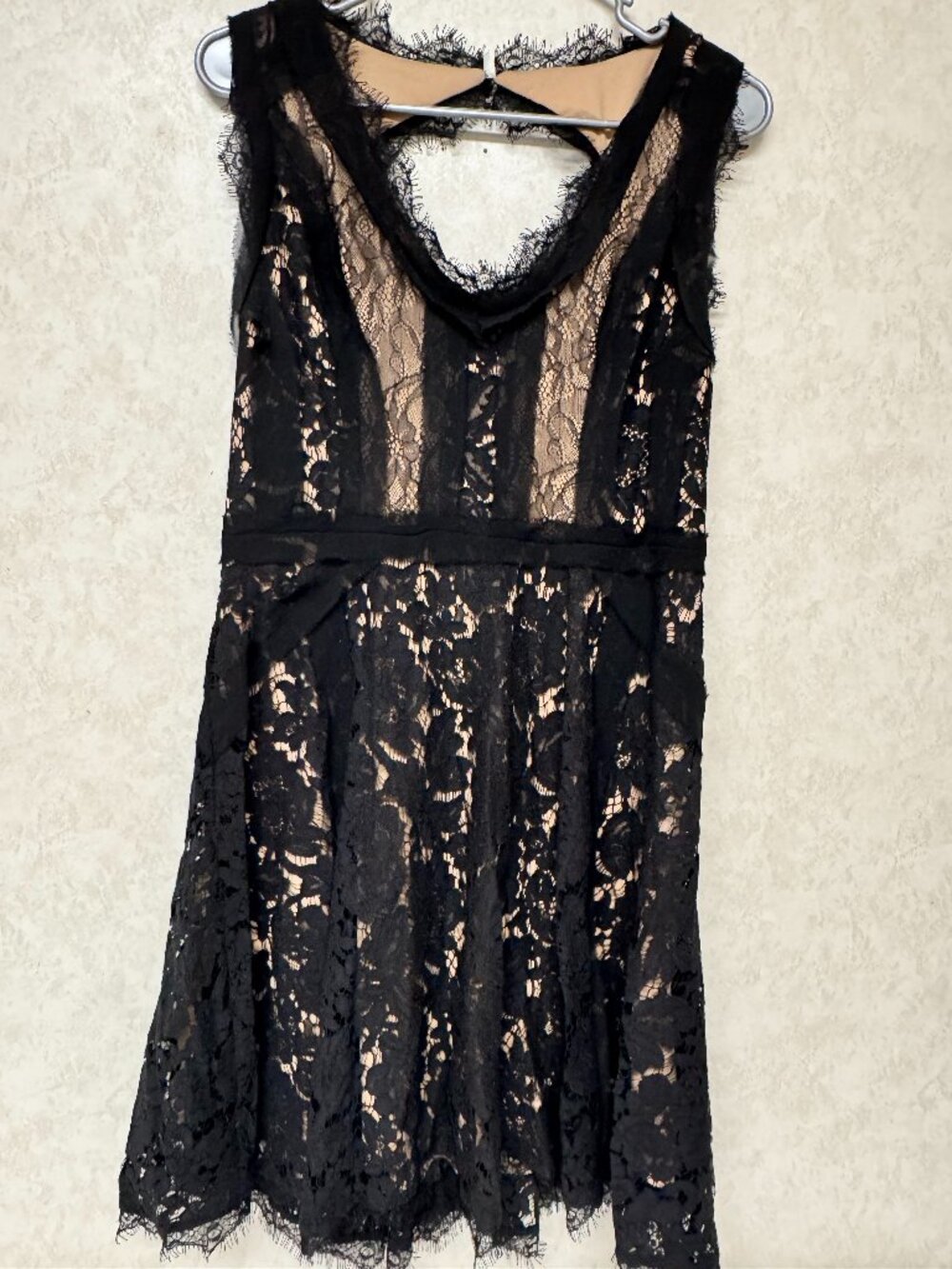 Heartloom Black Lace Cocktail Dress Medium Nude Lined Sleeveless Eyelash Lace